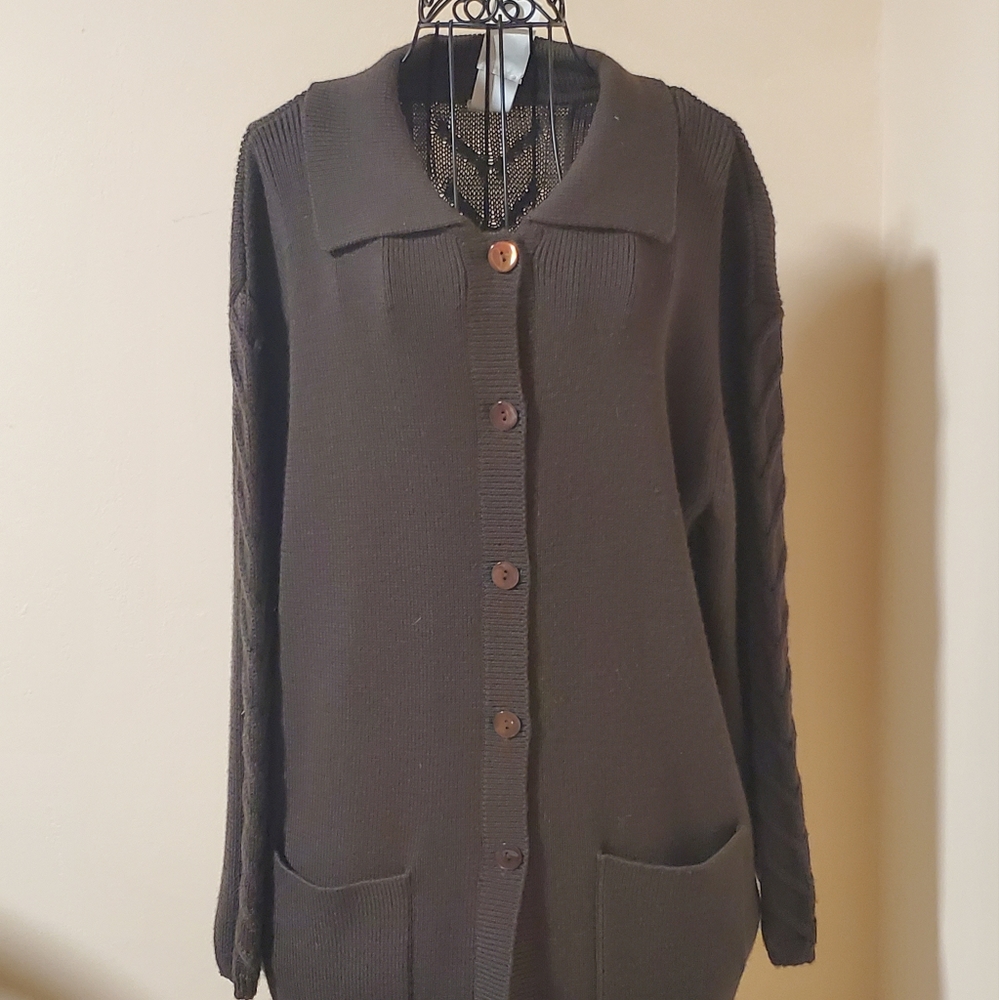 Mondi vintage button down sweater size 8